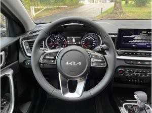 Kia Ceed SW 1.5 T-GDI MHEV DCT Ultimate Edition, Sound, Style