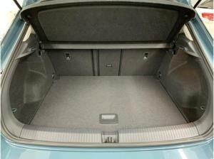 Volkswagen T-Roc LED Einparkhilfe SHZ Navi Kamera LM SHZ DAB+ MFL Digital Cockpit App-Connect Front Assist