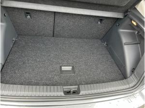 Skoda Fabia Tour 1,0 TSI DSG ACC Kamera SHZ AHK*SONDERAKTOIN*