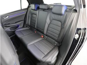 Volkswagen Golf VIII 2.0 TSI R Performance+NAV+ACC+LED+AKRA