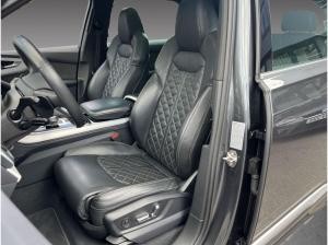 Audi SQ7 4.0 TFSI V8 quattro