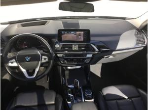 BMW X3 xDrive30i LUXURY+PANO+HUD+AHK+LED+KAMERA