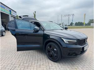 Volvo XC40 B3 Geartr. PLUS BLACK EDITION - sofort lief