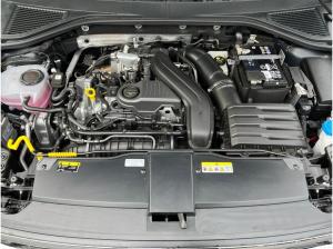 Volkswagen T-Roc Style 1.5 TSI DSG / Navi, Matrix, ParkAssi