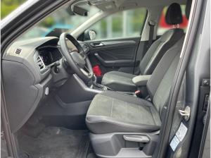 Volkswagen T-Roc Style 1.5 TSI DSG / Navi, Matrix, ParkAssi