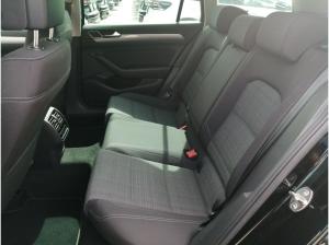 Volkswagen Passat Variant Business 2.0 TDI DSG / Navi, LED
