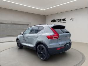 Volvo XC40 B3 Plus Black Edition LED 20LM NAVI H&K FSH