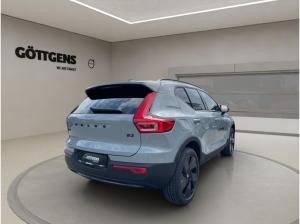 Volvo XC40 B3 Plus Black Edition LED 20LM NAVI H&K FSH