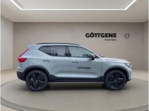 Volvo XC40 B3 Plus Black Edition LED 20LM NAVI H&K FSH