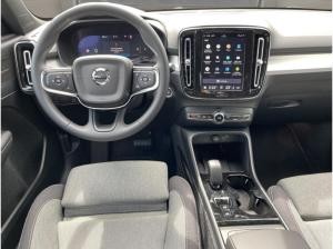 Volvo XC40 B3 Plus Black Edition LED 20LM NAVI H&K FSH