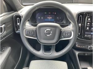 Volvo XC40 B3 Plus Black Edition LED 20LM NAVI H&K FSH