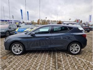Seat Leon 1.5 eTSI DSG Style Edition Navi LED Klimaautom DAB SHZ Spurhalteass. Rückfahrkam.