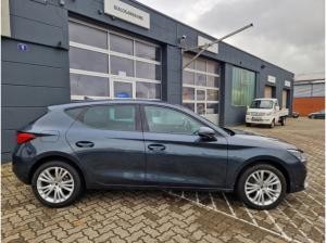 Seat Leon 1.5 eTSI DSG Style Edition Navi LED Klimaautom DAB SHZ Spurhalteass. Rückfahrkam.