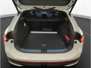 Volkswagen Passat R-Line "Signature" 2,0 l TDI / Inkl. WKR *Lagerfahrzeug*