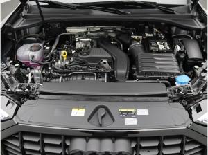 Audi Q3 S-Line 35TFSI S-tronic / Navi+, RFK, AHK, LED