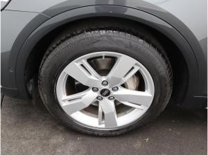 Audi Q5 S-Line 55 TFSIe quattro S-tronic / Pano, OLED