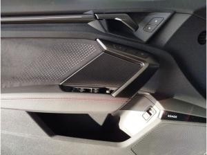 Audi RS3 Limousine quattro S tronic Matrix-LED Navi Sonos RS-Sportabgasanlage