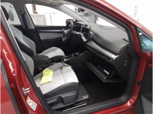 Volkswagen Golf 8 / 1.5 eTSI DSG STYLE PANO AHK GARANTIE