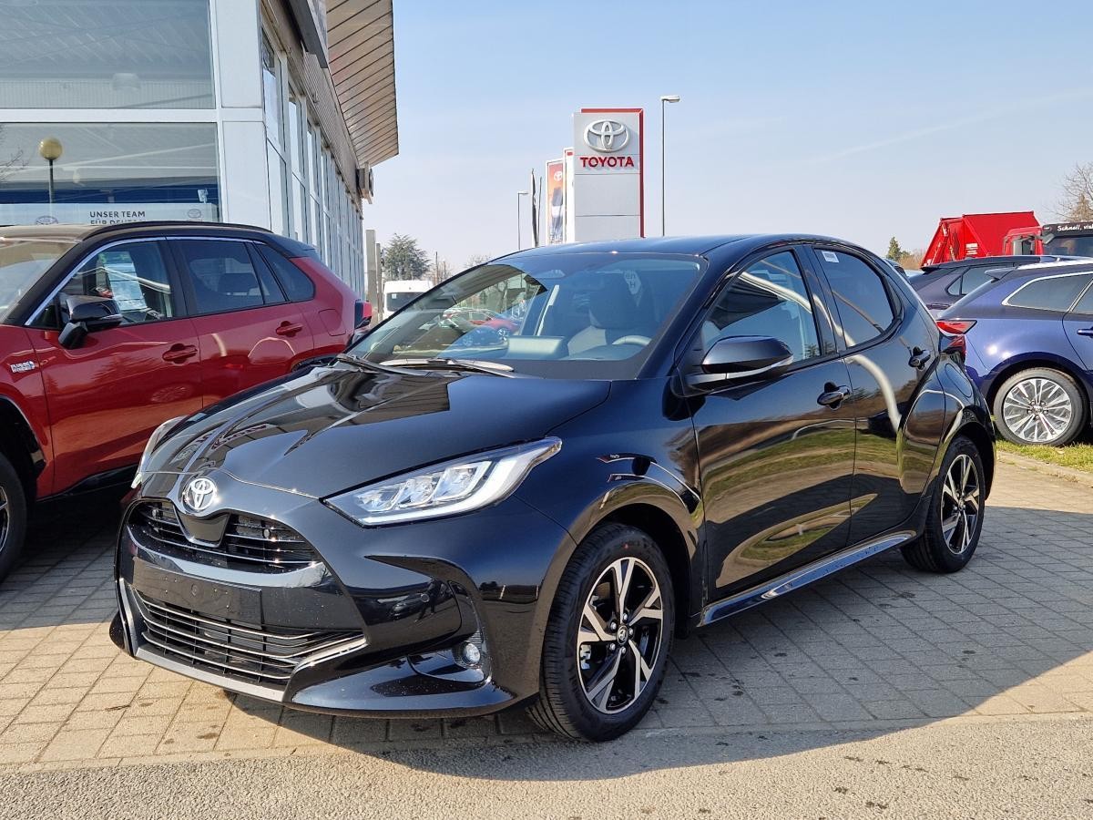 Toyota Yaris 1.5 Hybrid Teamplayer 🔥Lagerwagen 🔥 Bis zu 15 Jahre Garantie! 🔥