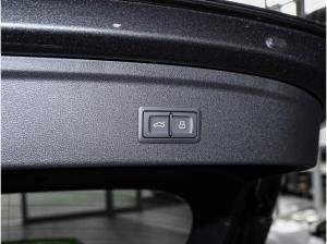 Audi A3 Sportback plug-in Hybrid S line ACC LED AHK Business Kamera Navi