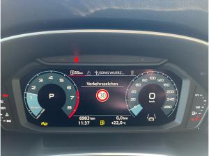 Audi Q3 advanced 35 TFSI S-tronic / Connect, AHK, ACC