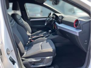 Seat Ibiza FR 1.5 TSI DSG / Navi, FullLink, RFK, LED