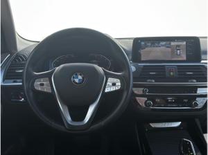 BMW X3 xDrive30i LUXURY+PANO+HUD+AHK+LED+KAMERA