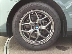 BMW 520 520d Touring AHK+KAMERA+ESITZE+LED+LM18