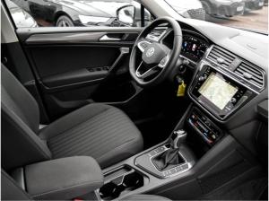 Volkswagen Tiguan Allspace 1.5 TSI Life DSG 7-Sitzer AHK LED NAVI E-Heckklappe