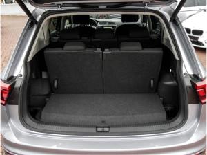 Volkswagen Tiguan Allspace 1.5 TSI Life DSG 7-Sitzer AHK LED NAVI E-Heckklappe