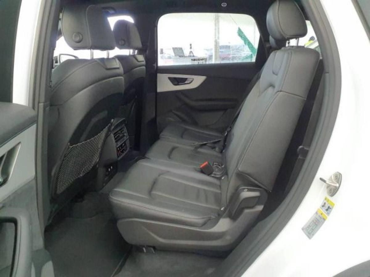 Audi Q7 45 TDI q. S line *Matrix*AHK*HuD*Pano*7-Sitze*