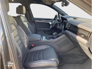 Volkswagen Touareg 3.0 TDI R Line AHK Kamera Navi