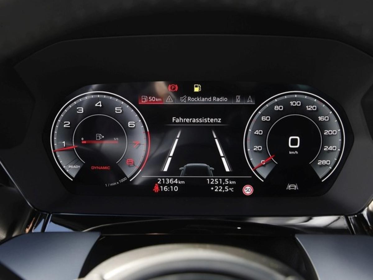 Audi A3 Sportback 30 TFSI advanced AHK Navi Virtual+