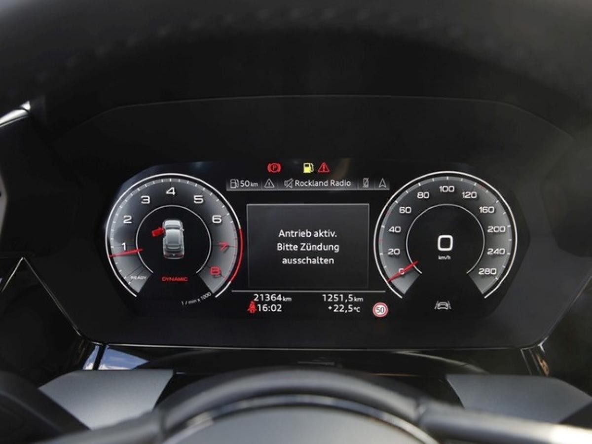 Audi A3 Sportback 30 TFSI advanced AHK Navi Virtual+