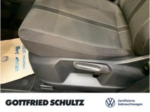 Volkswagen T-Roc LIFE TSI NAVI SITZHEIZUNG EINPARKHILFE LED