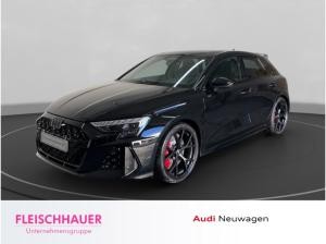 Audi RS3 Sportback 2.5 TFSI quattro S tronic *Panorama*Carbon Spoiler*VMAX280km/h*SONOS*Assistenzpaket*