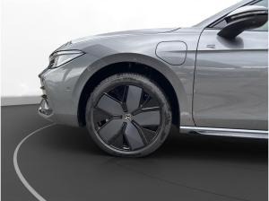 Volkswagen Passat 1.5 TSI eHybrid DSG R-Line BlackStyle | PANO | LEDER VARENNA | HARMAN KARDON