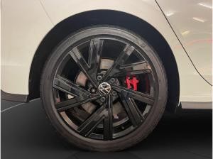 Volkswagen Golf VIII GTI LED LM 18" Navi PDC+RFK ACC App-Connect
