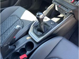 Audi A1 allstreet 30 TFSI LED/ASI/PBox/EPH/sound/17"