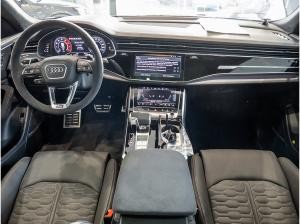 Audi RS Q8 SUV performance