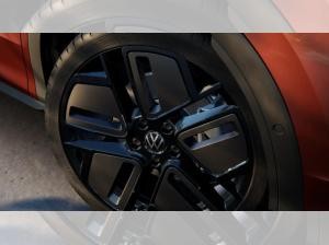 Volkswagen T-Roc R-Line BlackStyle eTSI DSG R-KAMERA LED ACC