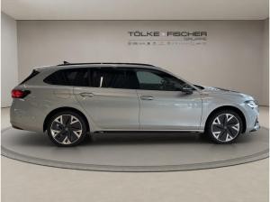 Skoda Superb Combi Sportline SOFORT VERFÜGBAR! Navi DCC PANO AHK eHeck