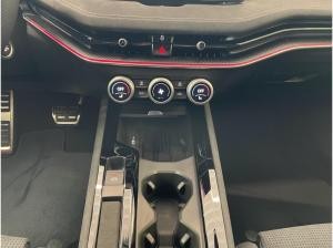 Skoda Superb Combi Sportline SOFORT VERFÜGBAR! Navi DCC PANO AHK eHeck