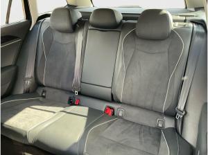 Volkswagen Passat Var. 2.0 TDI DSG Elegance AHK Navi 360°