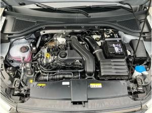 Volkswagen T-Roc Move 1.5TSI DSG / Navi, ParkAssi, AHK, LED