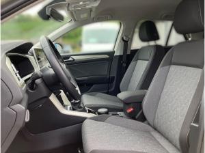 Volkswagen T-Roc Move 1.5TSI DSG / Navi, ParkAssi, AHK, LED