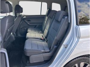 Volkswagen Touran MOVE 1.5 TSI 5JGar 7Sitz ACC Spur Kamera