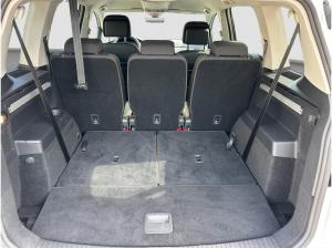 Volkswagen Touran MOVE 1.5 TSI 5JGar 7Sitz ACC Spur Kamera