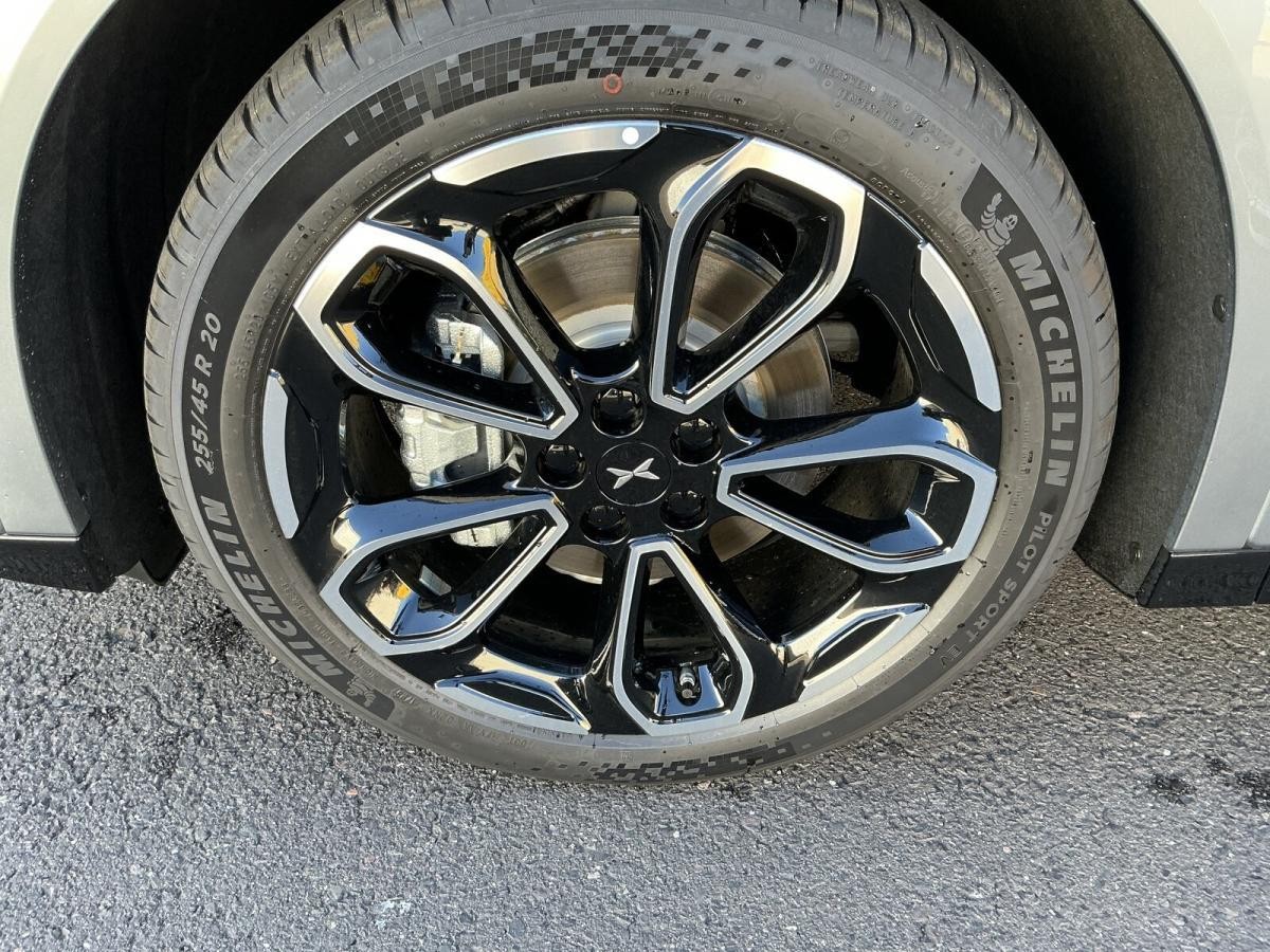 XPENG G6 AWD PERFORMANCE * MJ25 * Sitzklima*AHK *Massage* sofort verfügbar *