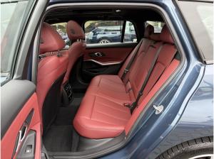 BMW 330 e Touring M Sport //Pano AHK FACELIFT!!!